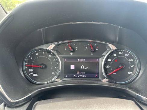 Used 2022 Chevrolet Equinox RS w/ RS Leather Package FWD image 12