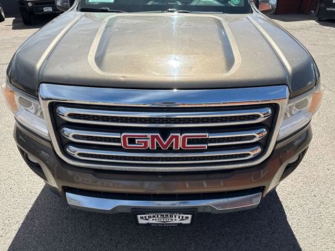 Used 2015 GMC Canyon SLT image 18
