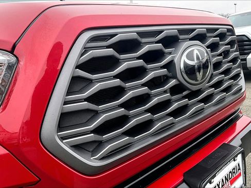 Used 2023 Toyota Tacoma TRD Off-Road image 28