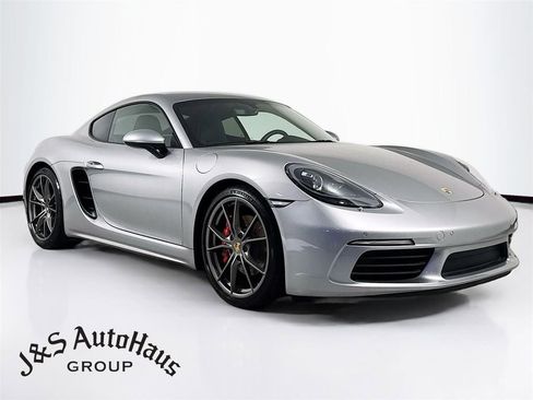 Used 2018 Porsche 718 Cayman S image 1