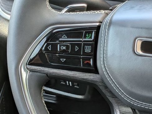 Certified 2023 Jeep Grand Cherokee Overland AWD/4WD image 20