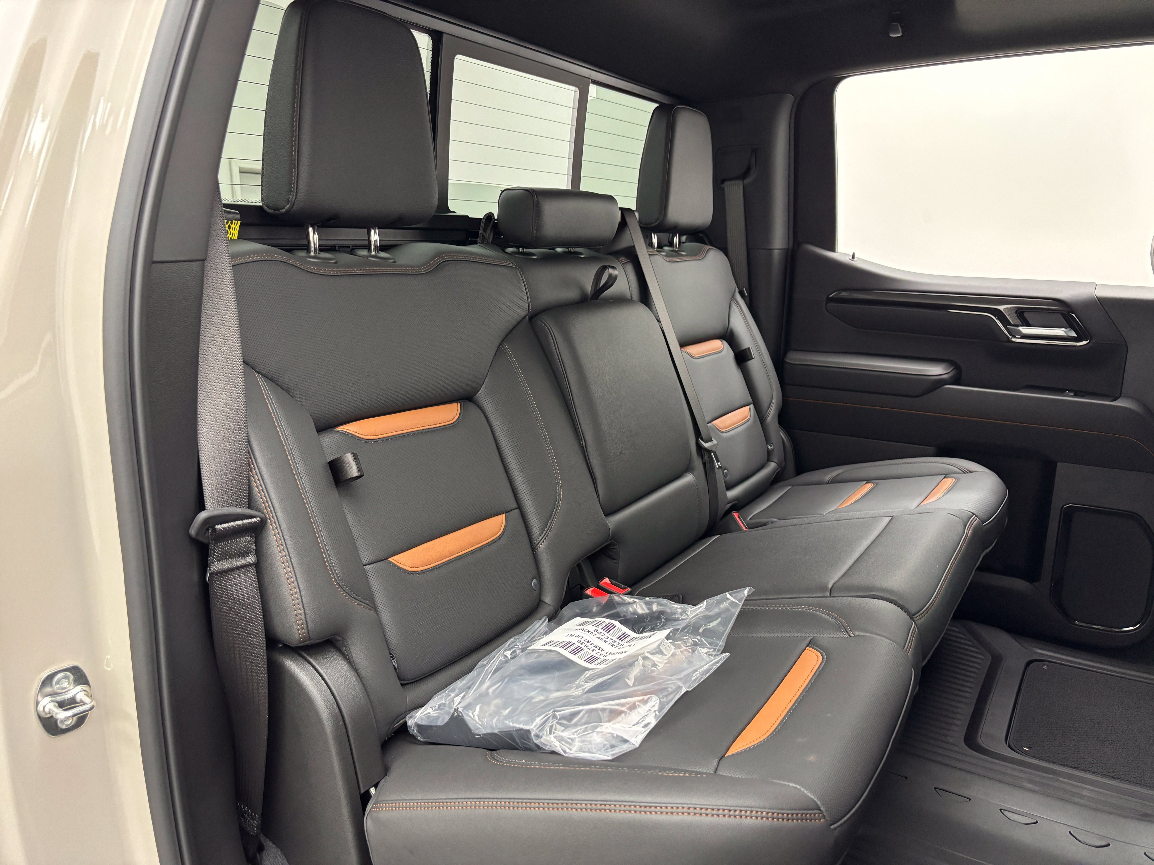 New 2026 GMC Sierra 1500 AT4 w/ AT4 Premium Package AWD/4WD image 41