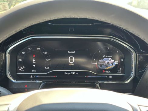 New 2025 GMC Sierra 2500 SLT w/ SLT Premium Package image 9