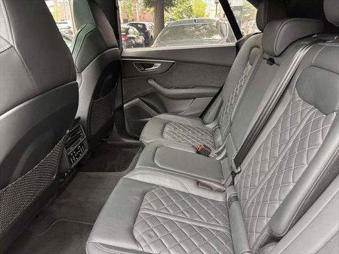 Used 2023 Audi SQ8 Prestige w/ Prestige Package AWD/4WD image 18