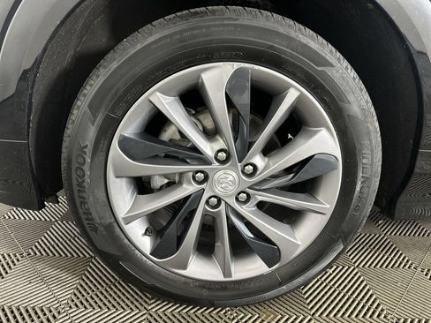 Used 2023 Buick Encore GX Select w/ Sport Touring Package FWD image 34