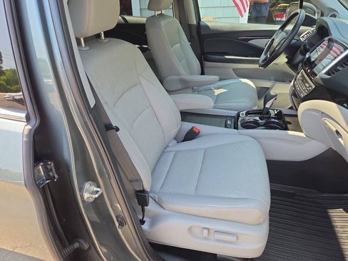 Used 2018 Honda Ridgeline RTL-E image 16
