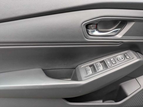 Used 2024 Honda Accord EX image 6