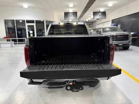 Used 2023 Toyota Tundra Limited AWD/4WD image 43