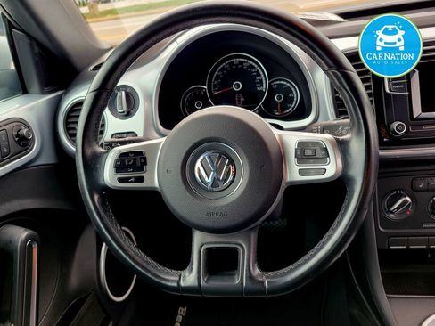 Used 2016 Volkswagen Beetle 1.8T S FWD image 15