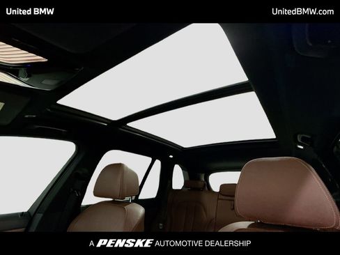 Used 2020 BMW X5 xDrive40i w/ M Sport Package image 12