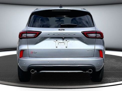 Used 2024 Ford Escape ST-Line w/ Tech Pack #1 AWD/4WD image 5