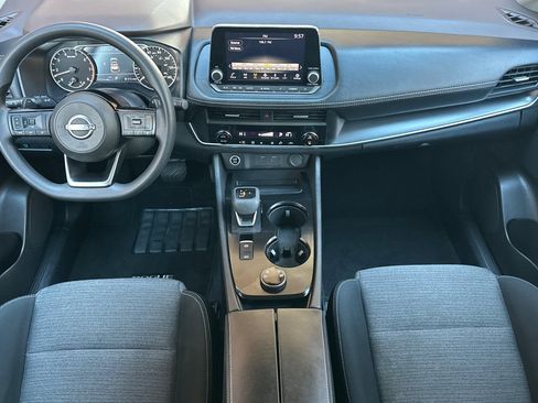 Used 2023 Nissan Rogue SV image 13