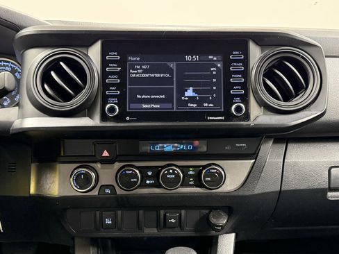 Used 2021 Toyota Tacoma SR image 21