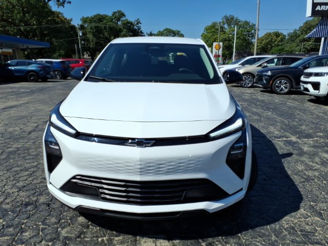 New 2027 Chevrolet Bolt LT w/ Comfort Package FWD image 14