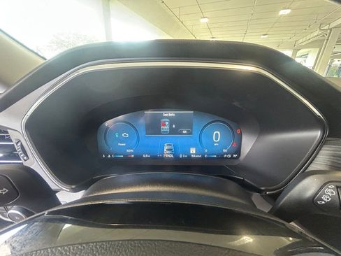 Certified 2024 Ford Escape SE w/ PHEV Premium Package FWD image 40