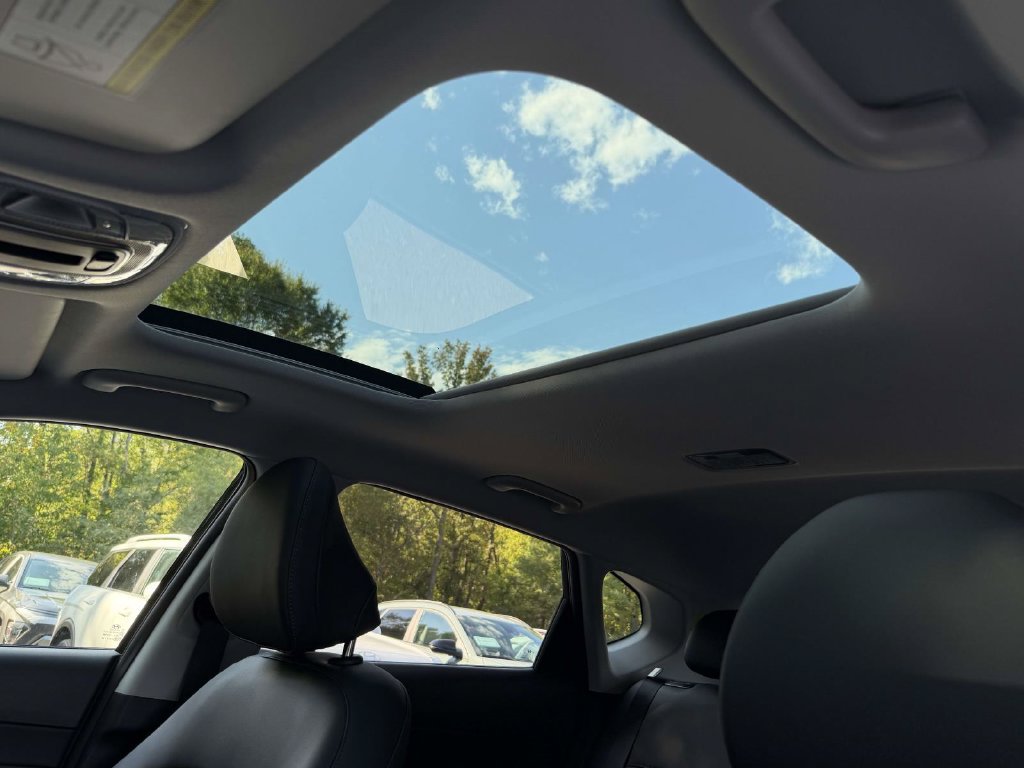 New 2027 Hyundai Kona Limited AWD/4WD image 14