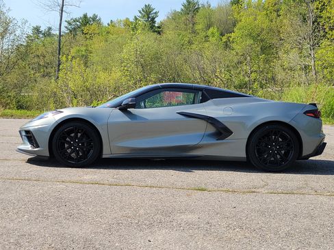 Used 2024 Chevrolet Corvette Stingray Premium Conv w/ Stealth Interior Trim Package RWD image 8