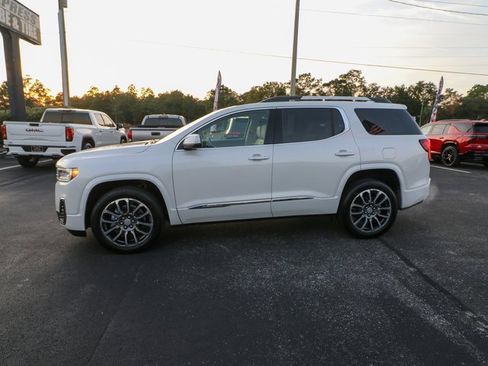Used 2022 GMC Acadia Denali w/ Denali Ultimate Package image 5