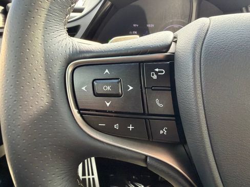 Used 2024 Lexus ES 300h F Sport w/ Accessory Package (Z2) FWD image 19