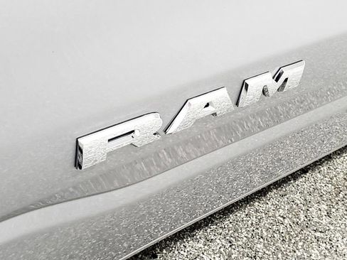 Used 2022 RAM 1500 Big Horn image 25