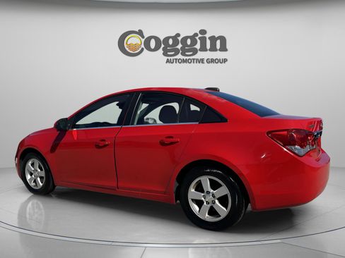 Used 2016 Chevrolet Cruze LT image 5