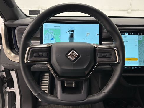 Used 2023 Rivian R1T Adventure image 23