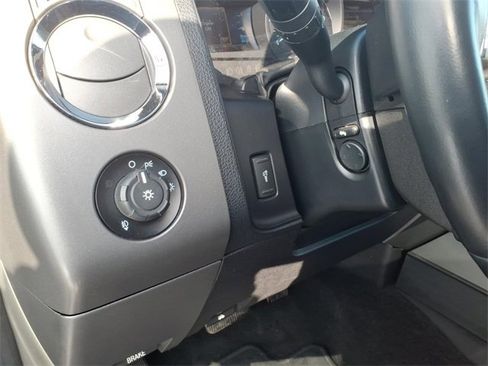 Used 2017 Ford Expedition Max Platinum image 14