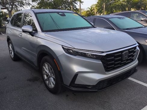 Used 2025 Honda CR-V EX image 1