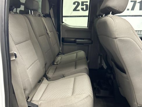 Used 2015 Ford F150 XLT AWD/4WD image 12