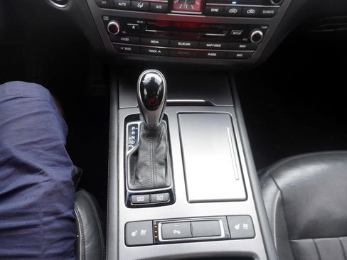 Used 2015 Hyundai Genesis 5.0 image 32