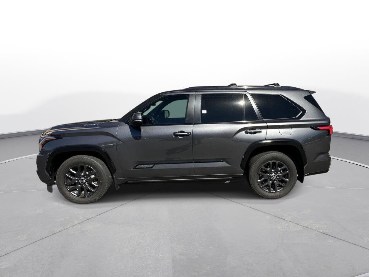 Used 2024 Toyota Sequoia Platinum RWD image 9
