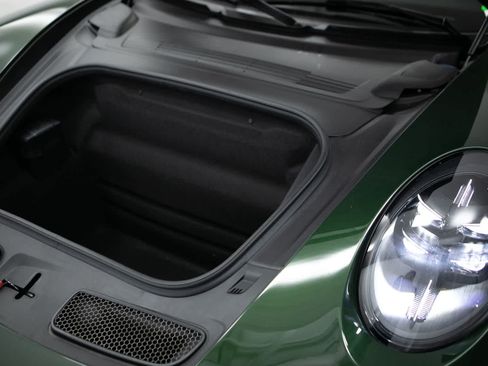 Used 2026 Porsche 911 GT3 RWD image 34