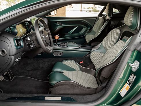 Used 2024 Aston Martin Valour RWD image 17