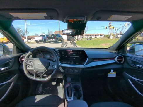 New 2026 Chevrolet Trax RS w/ Driver Confidence Package image 21