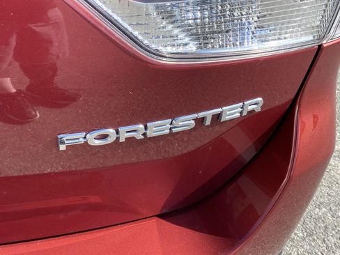 Certified 2022 Subaru Forester Premium AWD/4WD image 26
