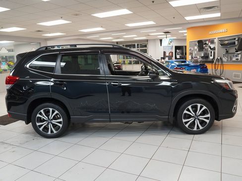Used 2020 Subaru Forester Limited image 14