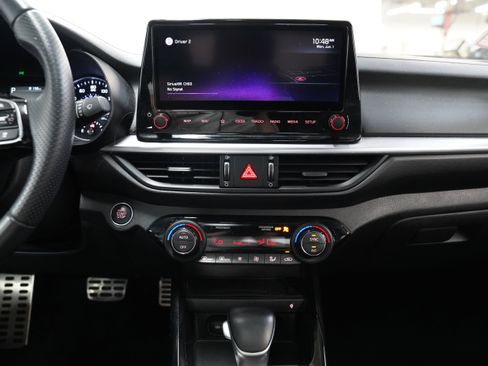 Used 2022 Kia Forte GT-Line w/ GT-Line Premium Package FWD image 22