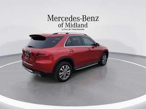 Used 2022 Mercedes-Benz GLE 350 4MATIC w/ Premium Package image 8