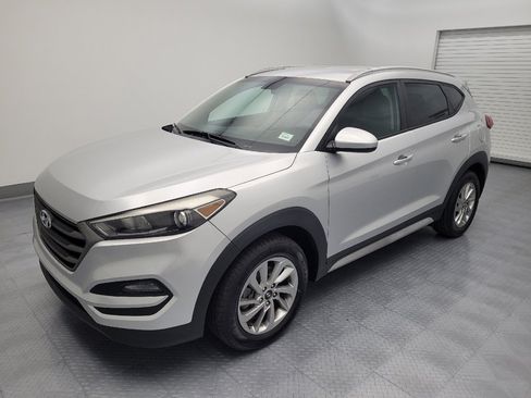 Used 2018 Hyundai Tucson SEL AWD/4WD image 2