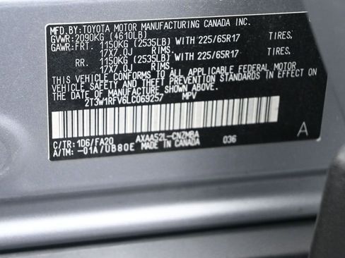 Used 2020 Toyota RAV4 XLE FWD image 9