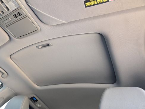 Used 2012 Honda Odyssey EX-L image 9