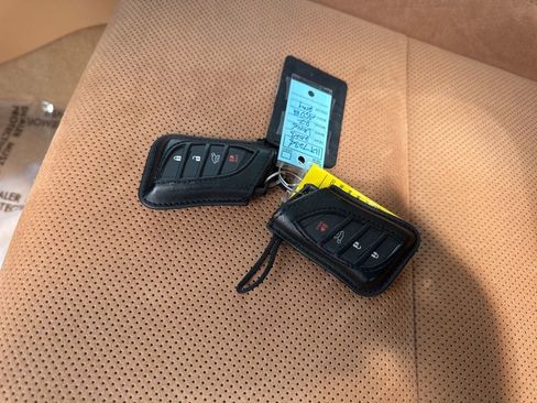 Used 2023 Lexus RZ 450e Premium image 37