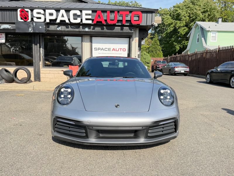 Used 2023 Porsche 911 Carrera T RWD image 2