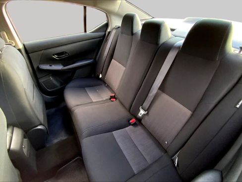 Used 2024 Nissan Sentra SV FWD image 20