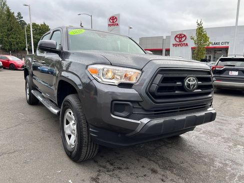 Used 2020 Toyota Tacoma SR AWD/4WD image 1