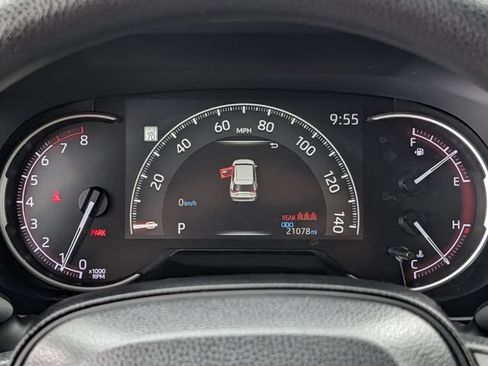 Used 2024 Toyota RAV4 LE FWD image 20