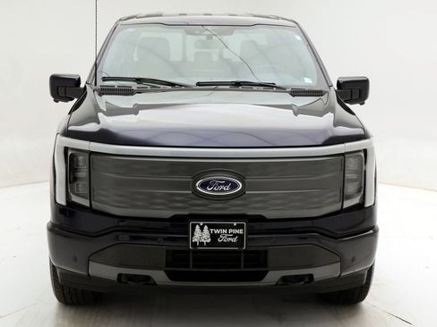 Used 2023 Ford F150 Lightning Lariat image 5