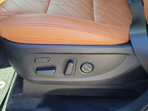 Certified 2025 Kia Telluride SX Prestige X-Line AWD/4WD image 24