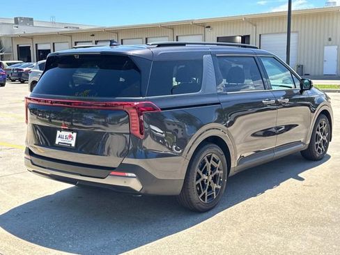 New 2026 Kia Carnival SX Prestige FWD image 8