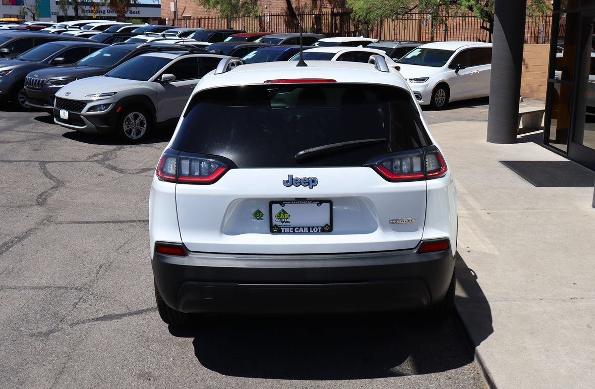 Used 2020 Jeep Cherokee Latitude FWD image 10